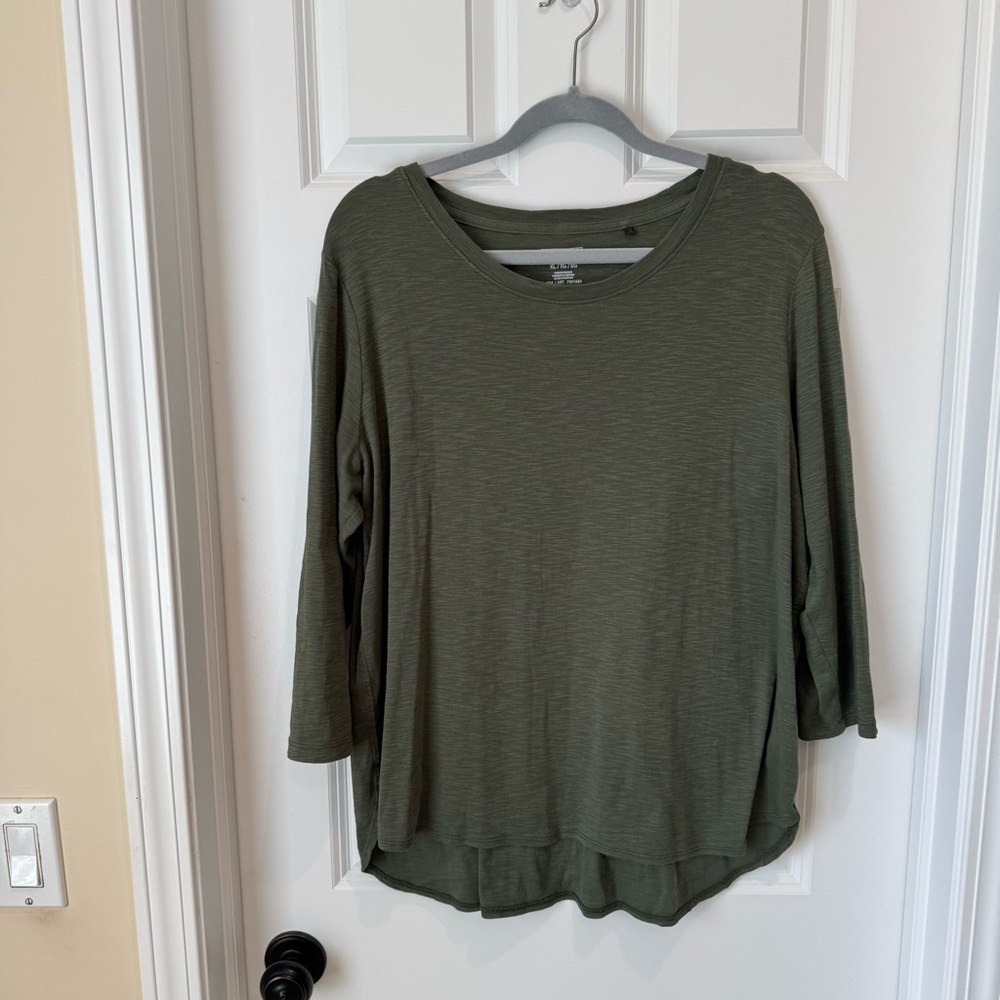Kirkland Signature Women's 3/4 Sleeve‎ Tee Shirt Top, Green, XL